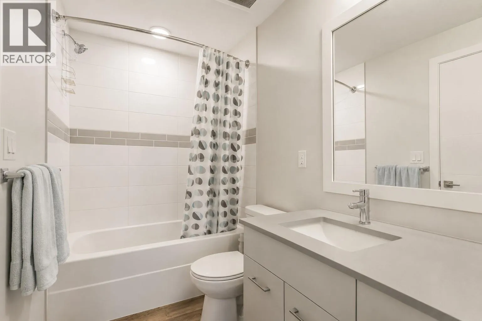 722 Valley Road Unit# 200
