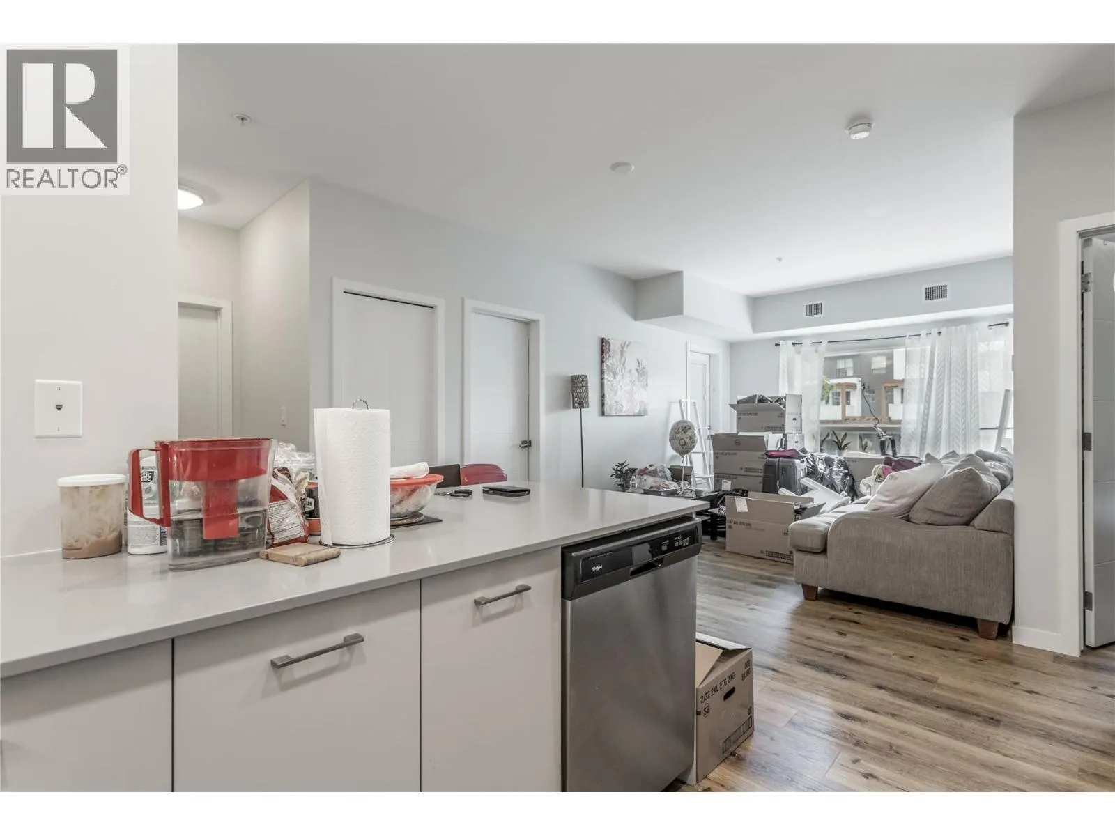 722 Valley Road Unit# 200
