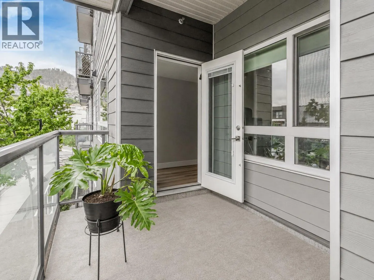 722 Valley Road Unit# 200