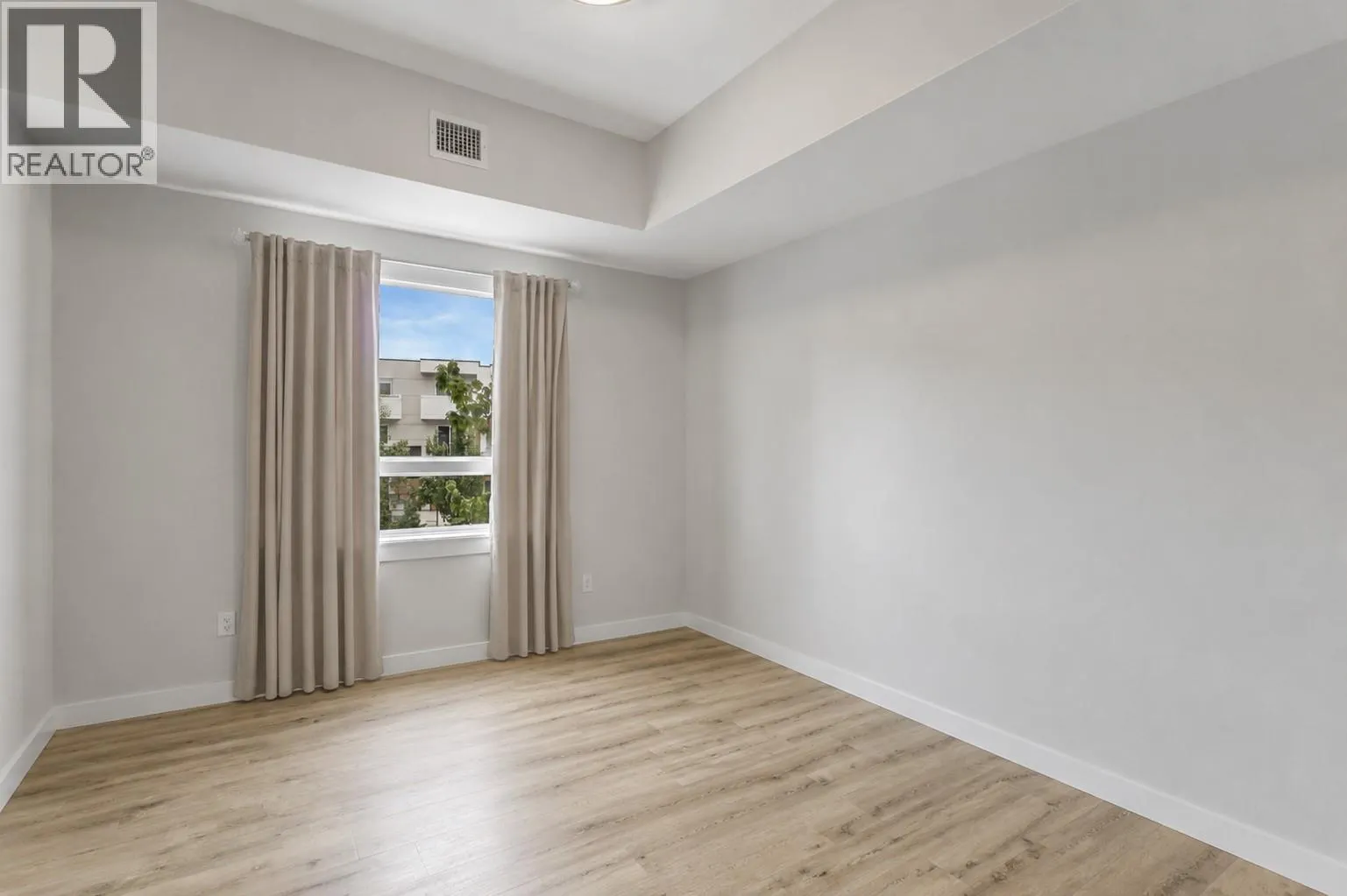 722 Valley Road Unit# 200