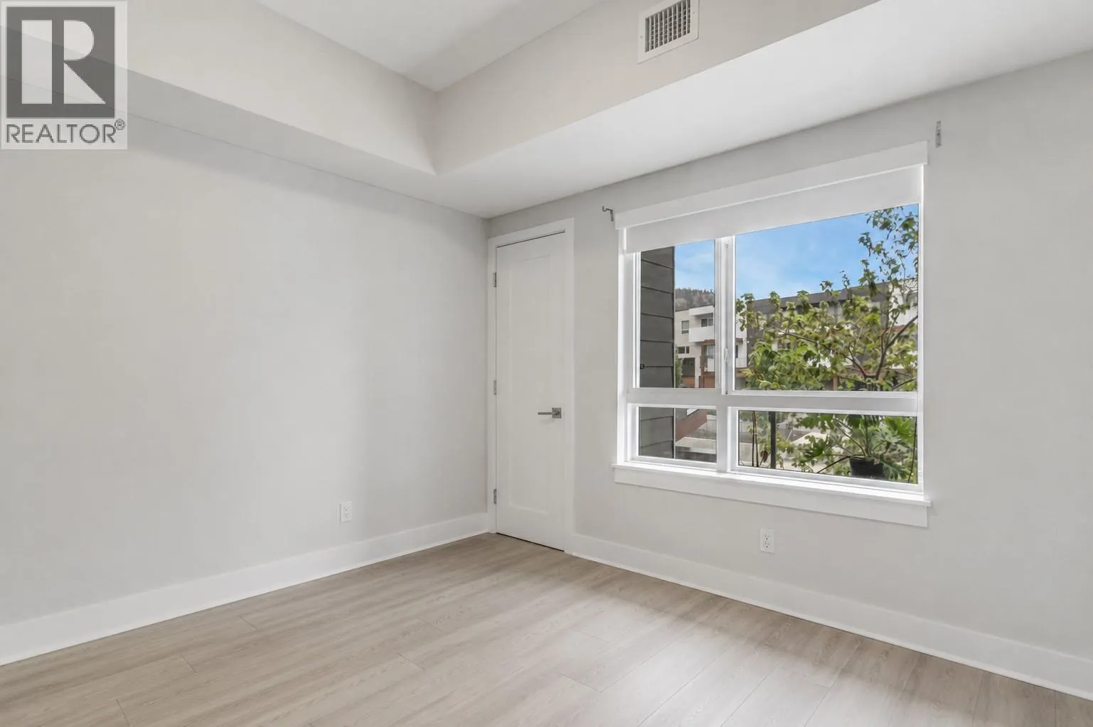 722 Valley Road Unit# 200