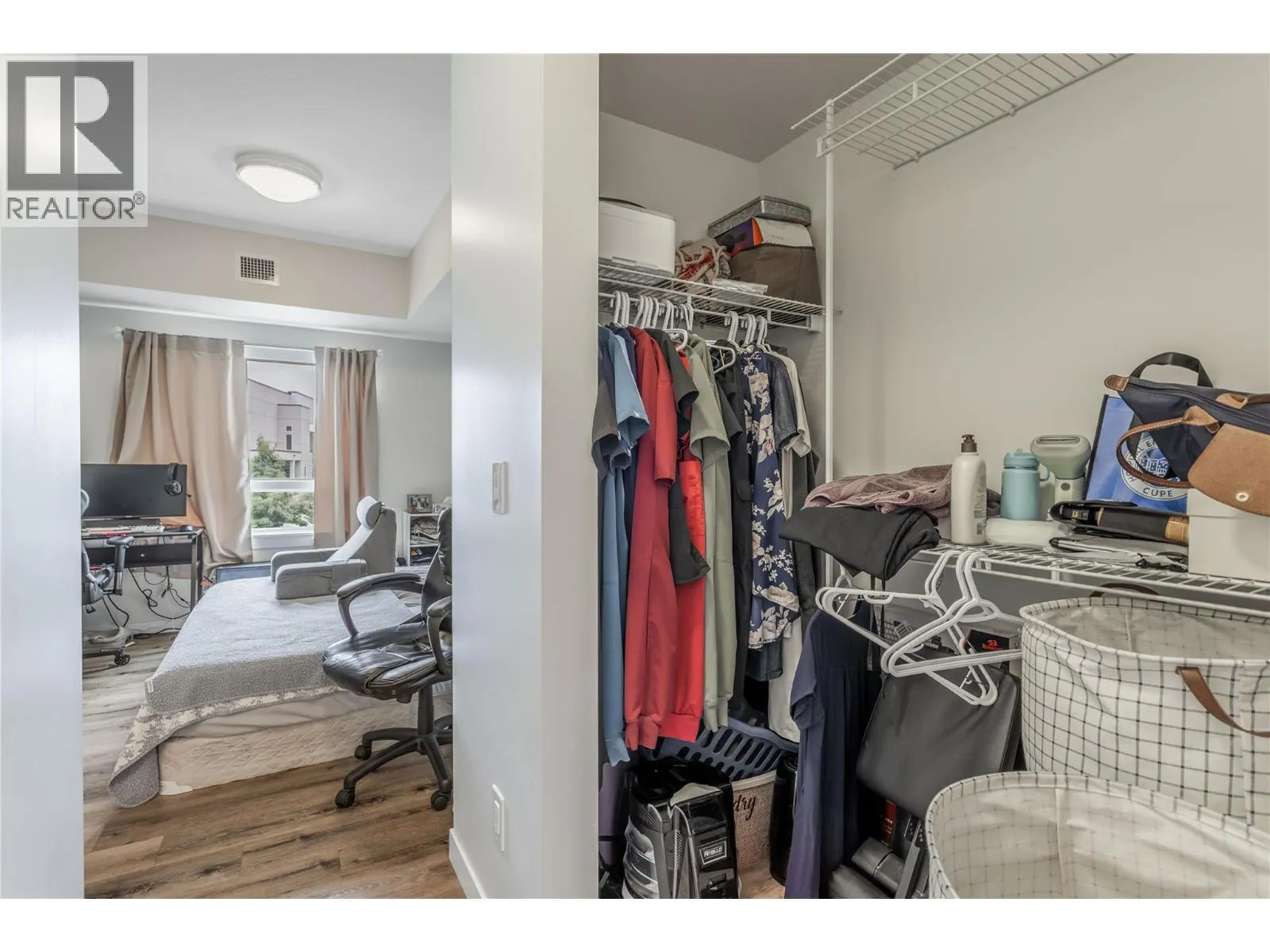 722 Valley Road Unit# 200
