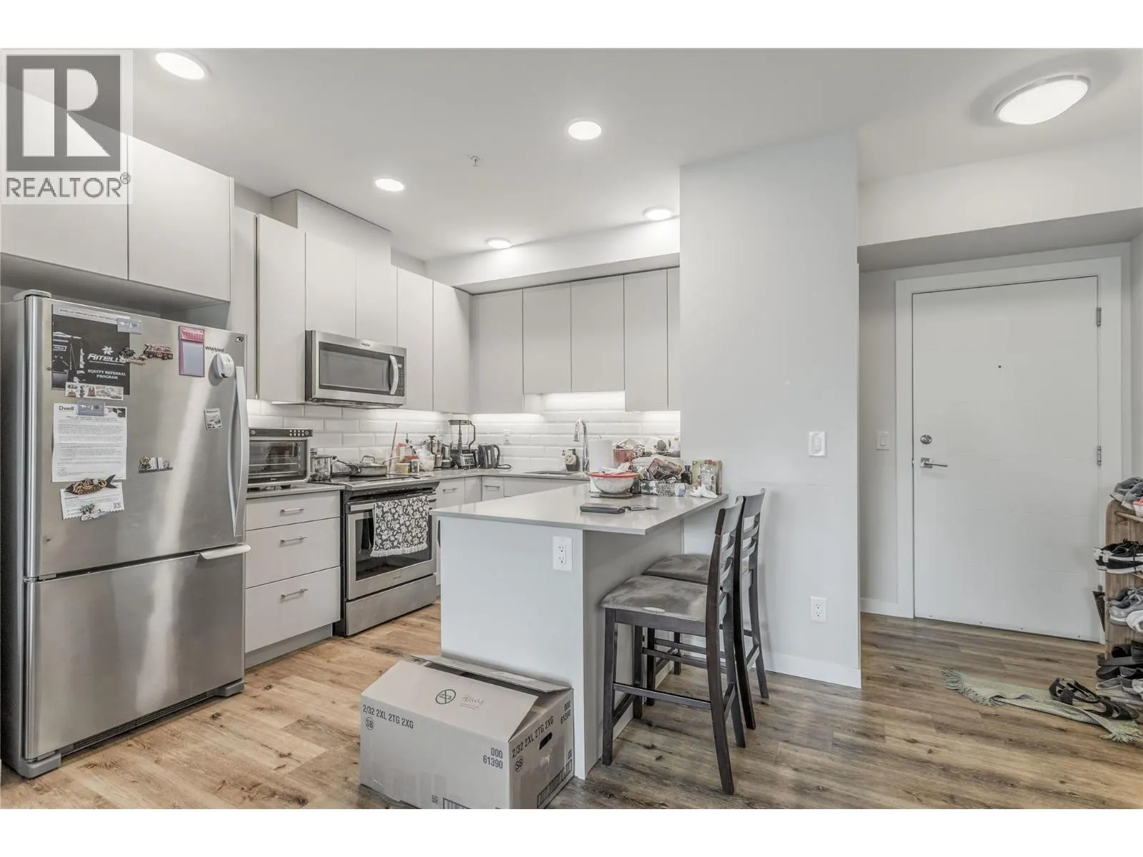 722 Valley Road Unit# 200