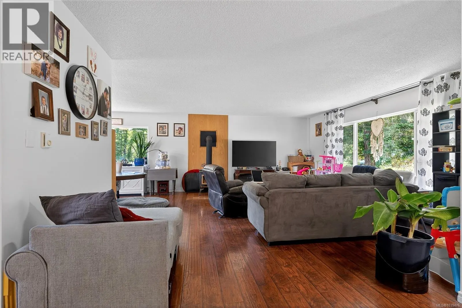 2411 Tintern Rd