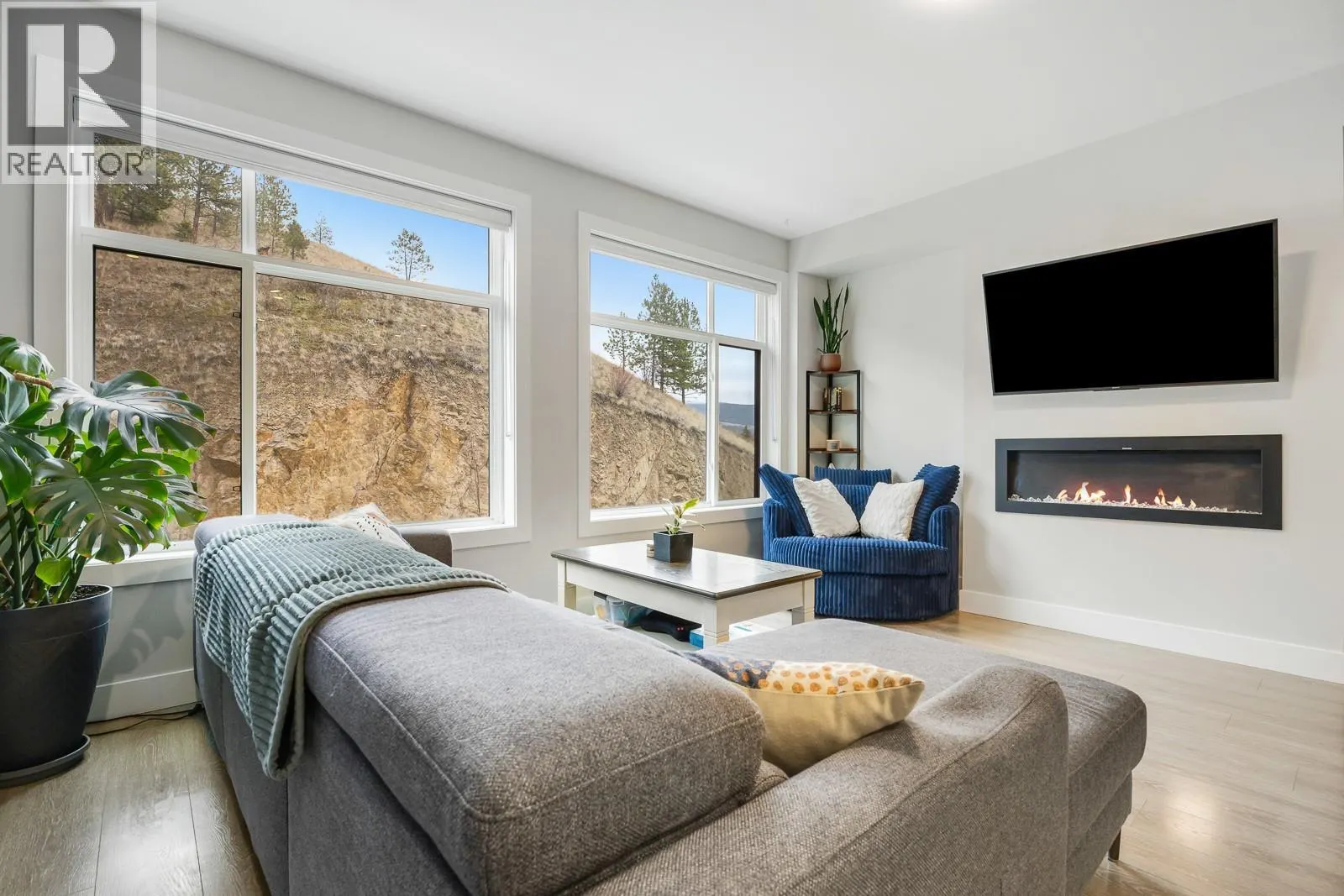 1146 Black Mountain Drive