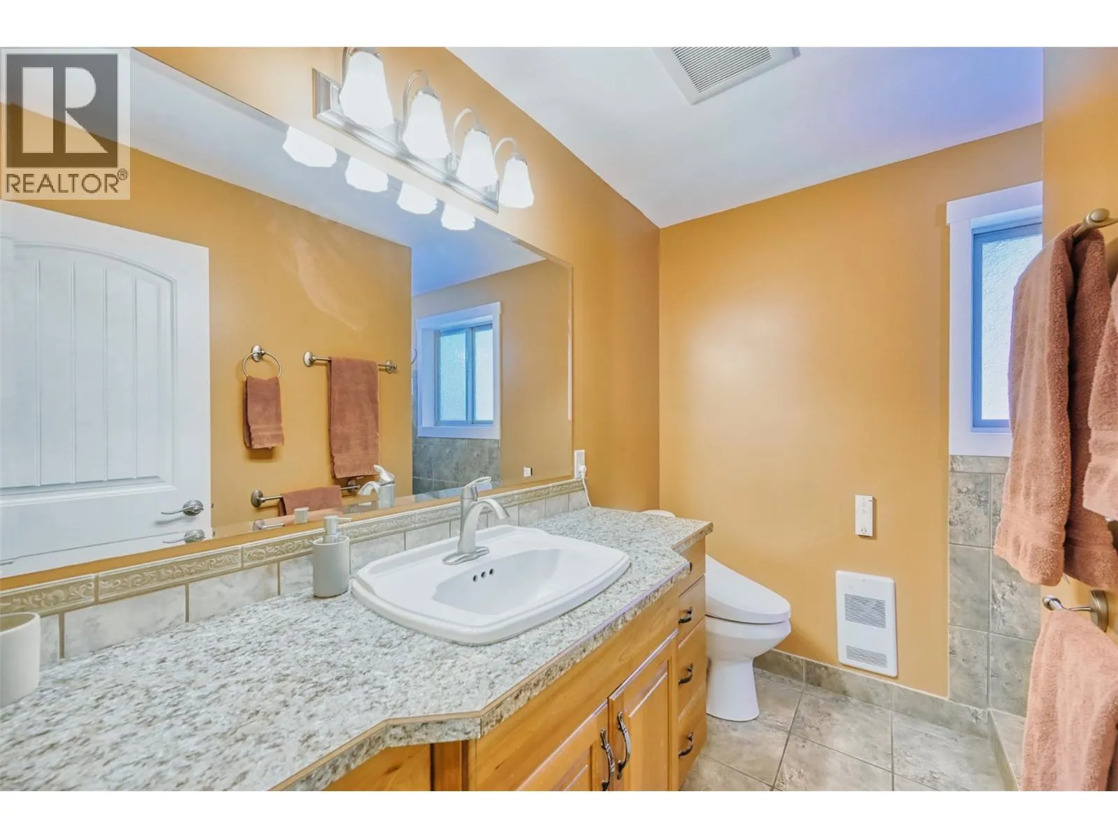 212 VINTAGE Lane