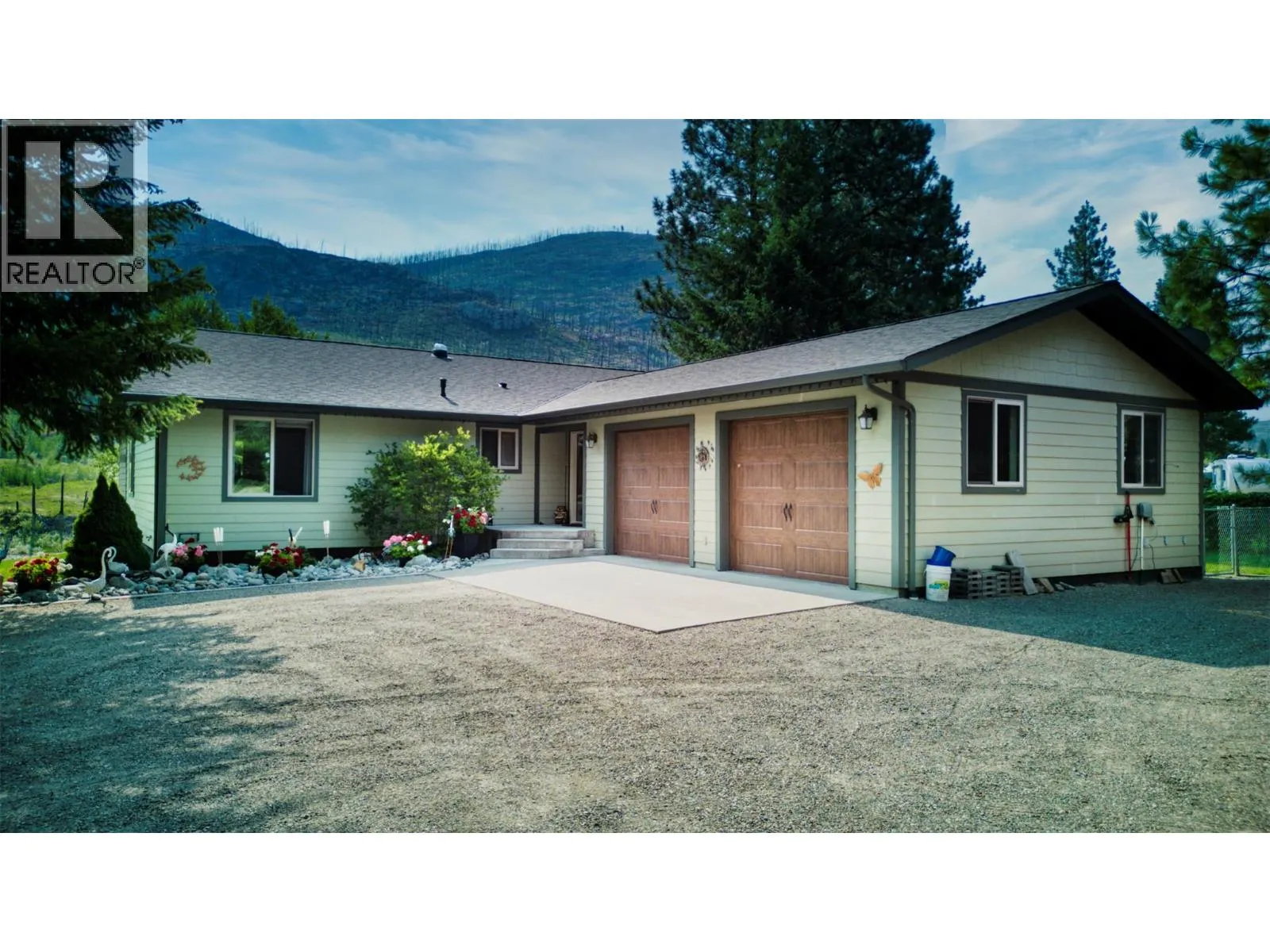 212 VINTAGE Lane