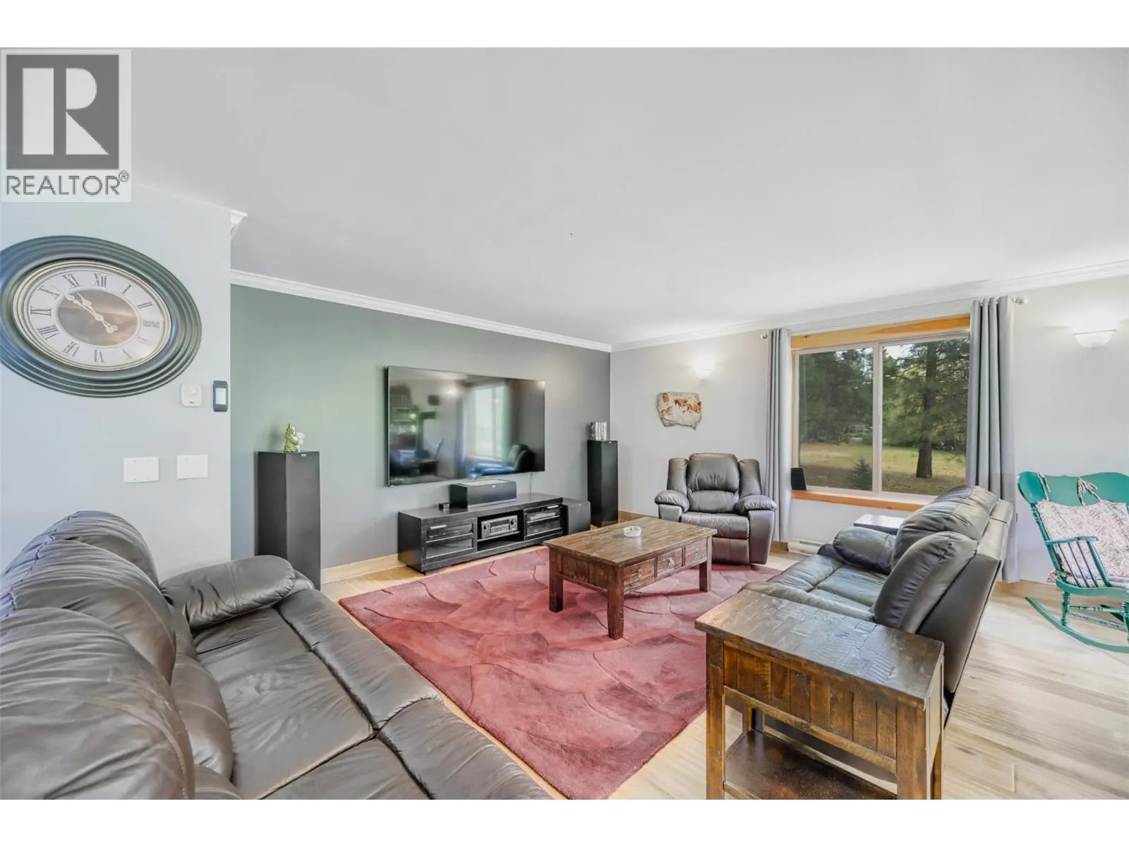 212 VINTAGE Lane