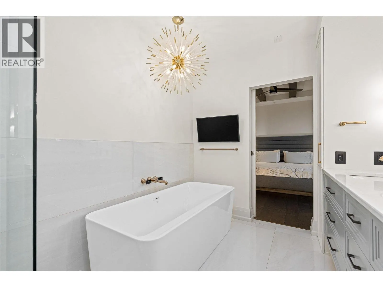 460 Groves Avenue Unit# 602