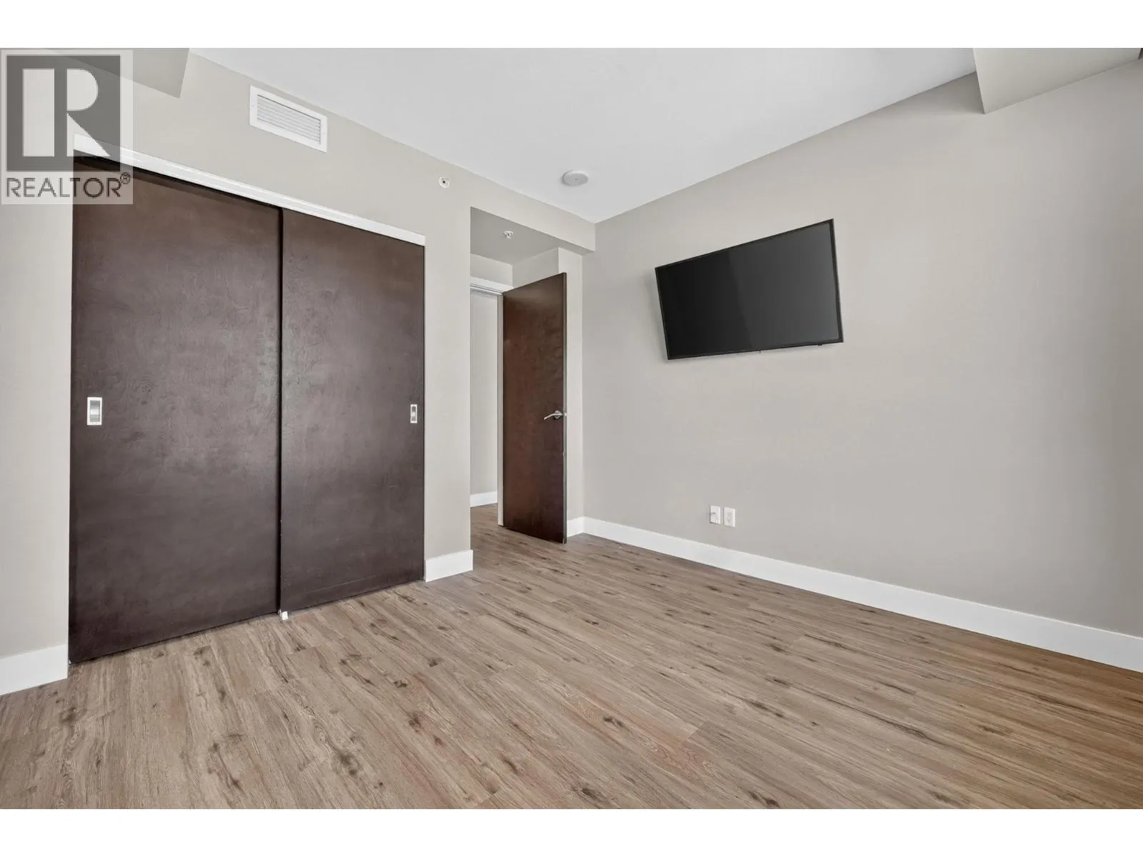 2040 Springfield Road Unit# 1407