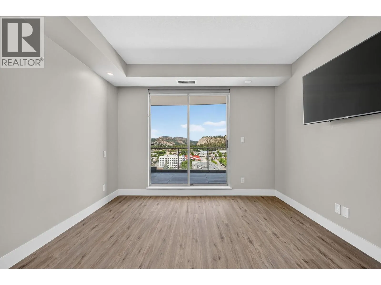 2040 Springfield Road Unit# 1407