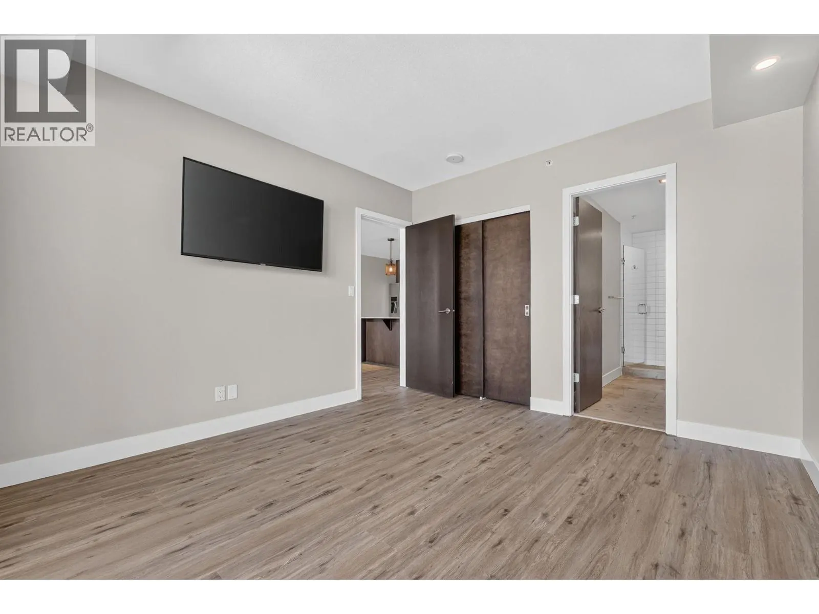2040 Springfield Road Unit# 1407
