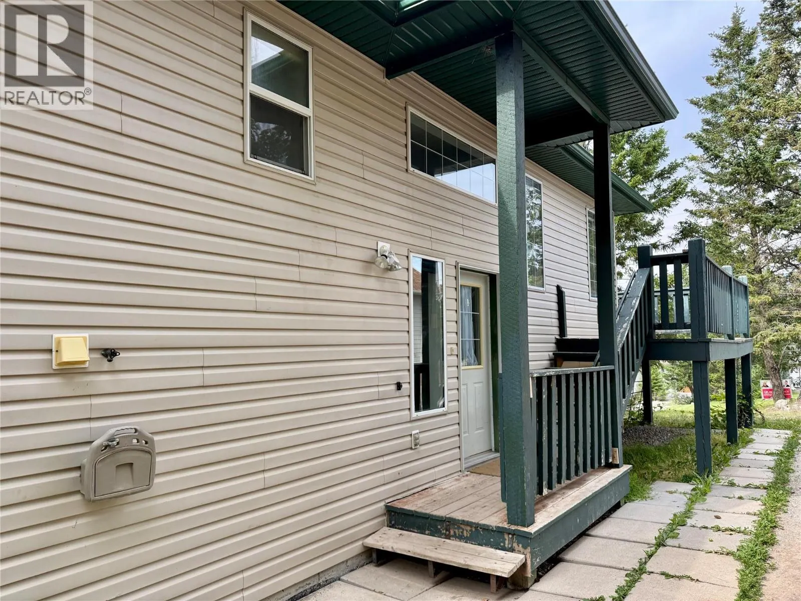 18A Wolf Crescent