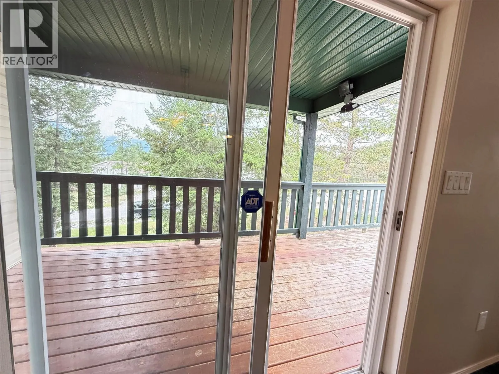 18A Wolf Crescent