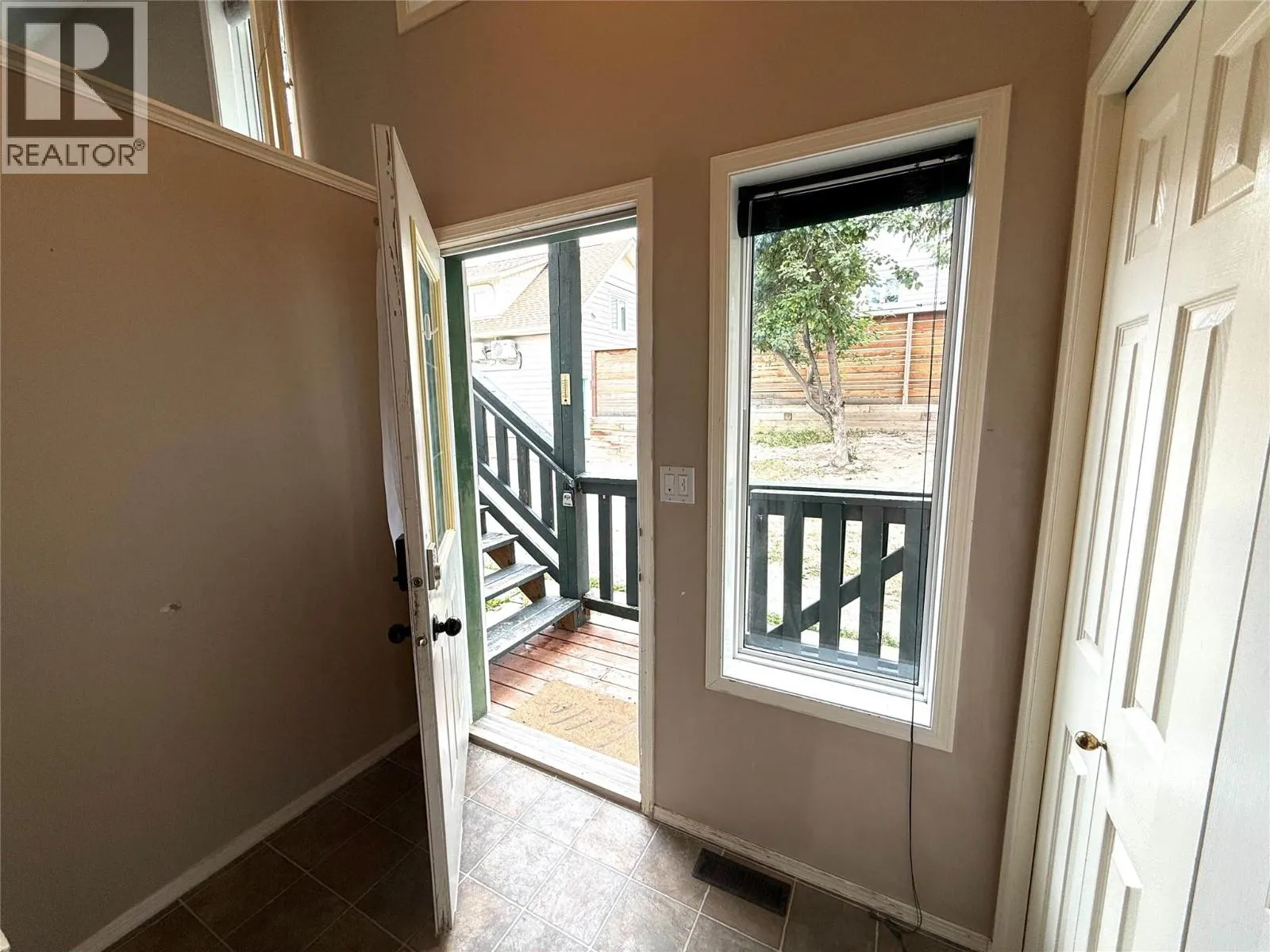 18A Wolf Crescent