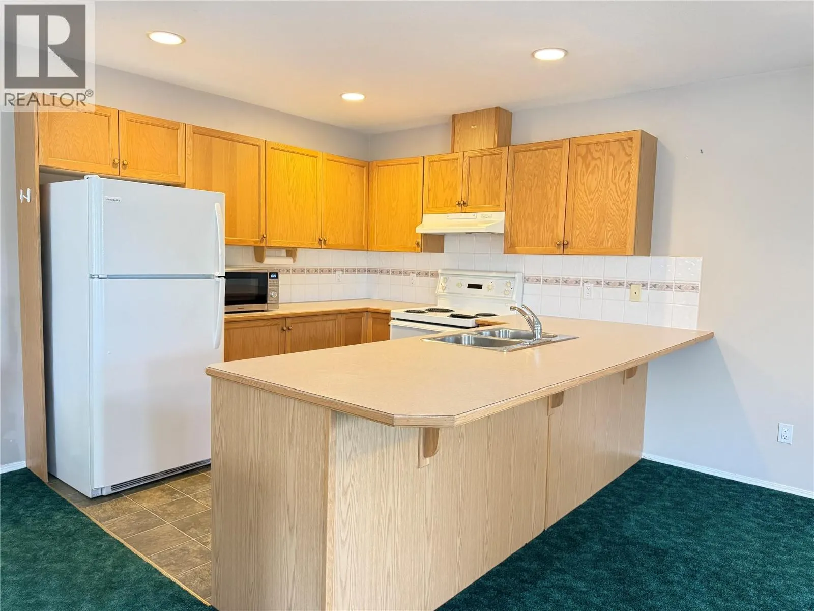 18A Wolf Crescent