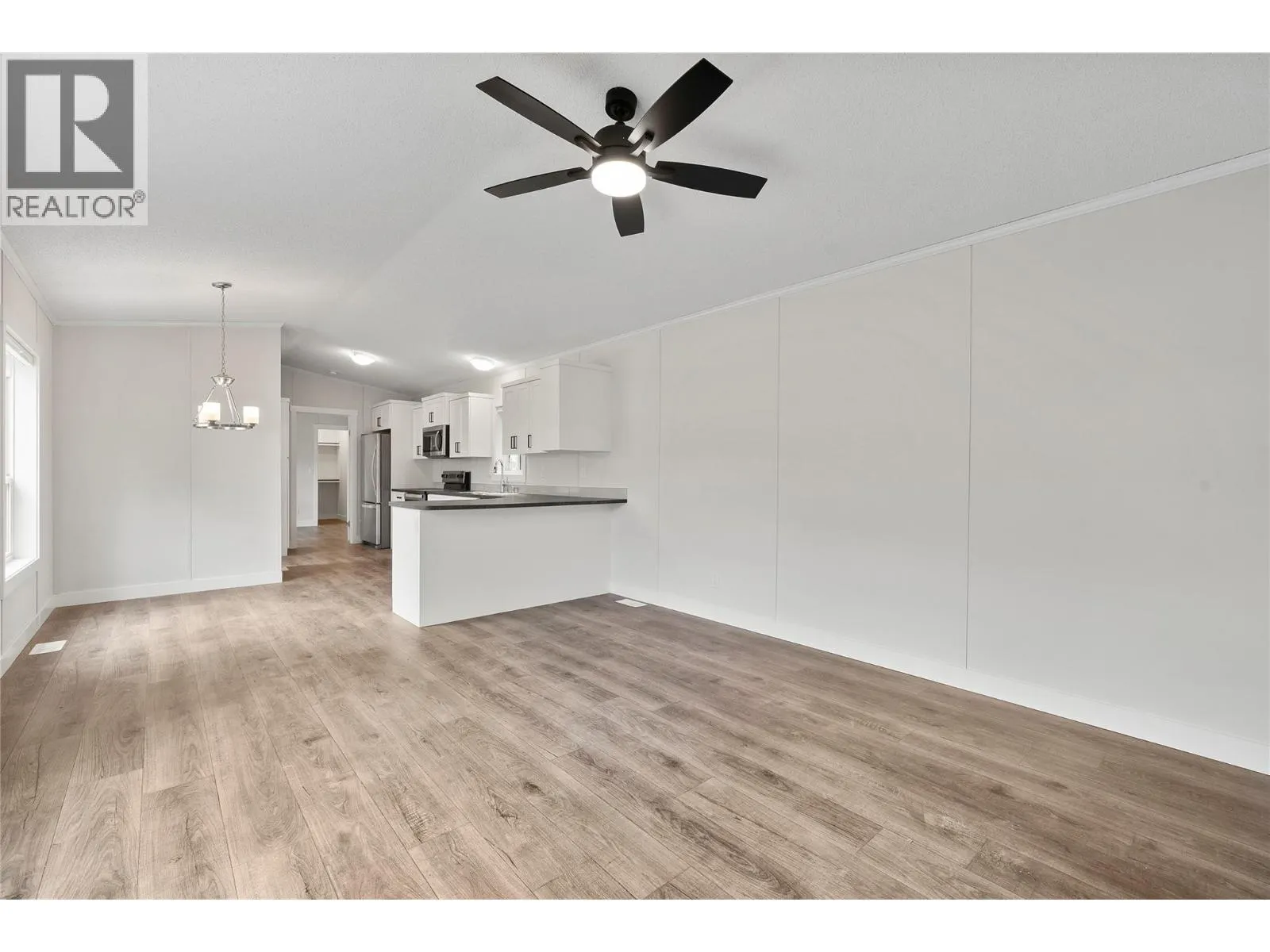 5161 63 Avenue NE Unit# 13