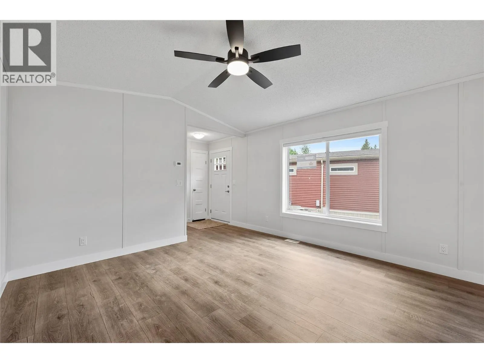 5161 63 Avenue NE Unit# 13