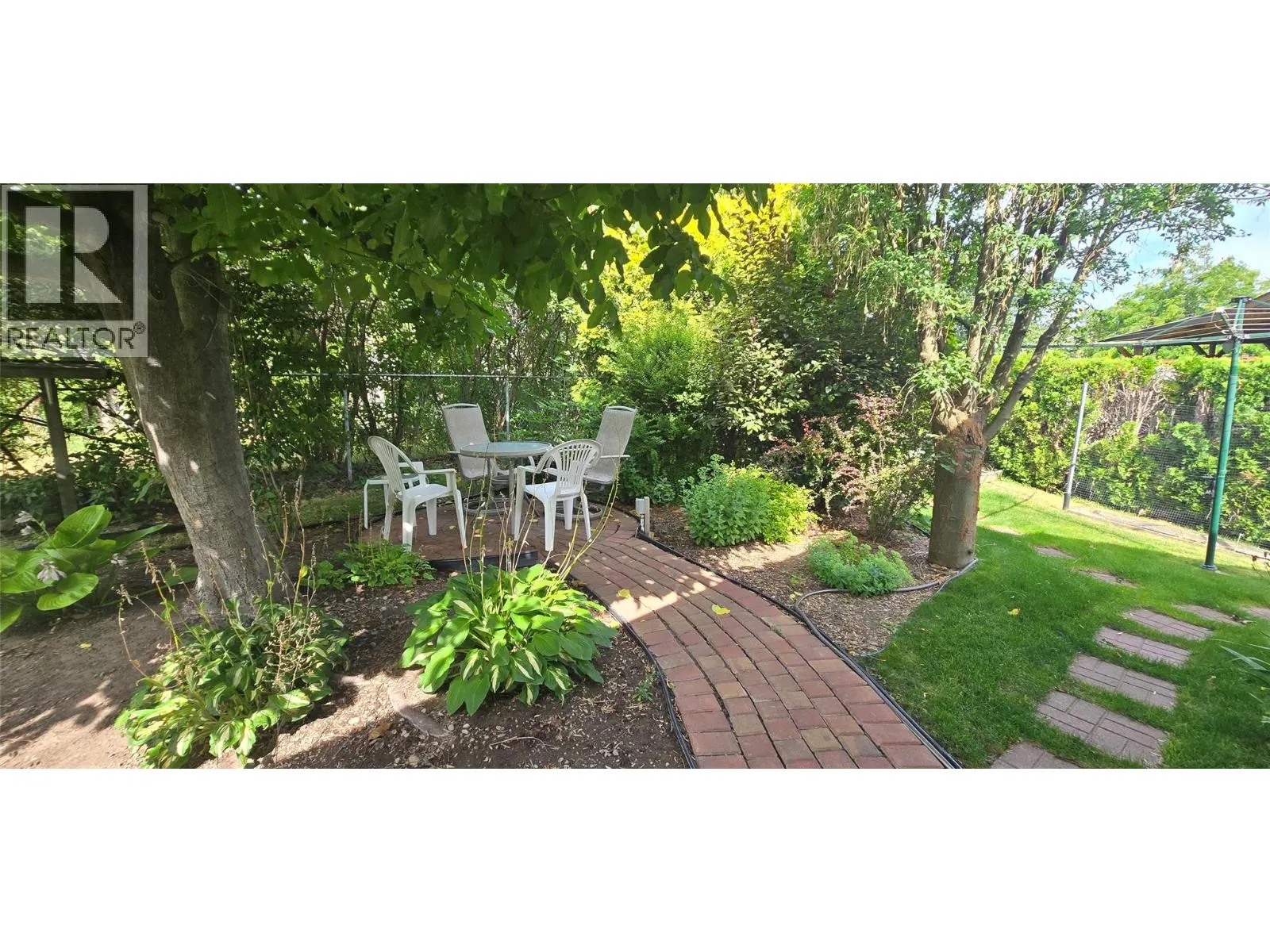 20 Santa Rosa Place