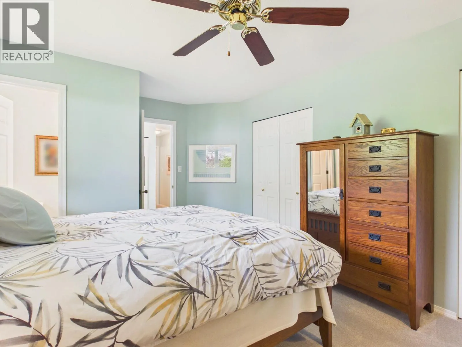 20 Santa Rosa Place