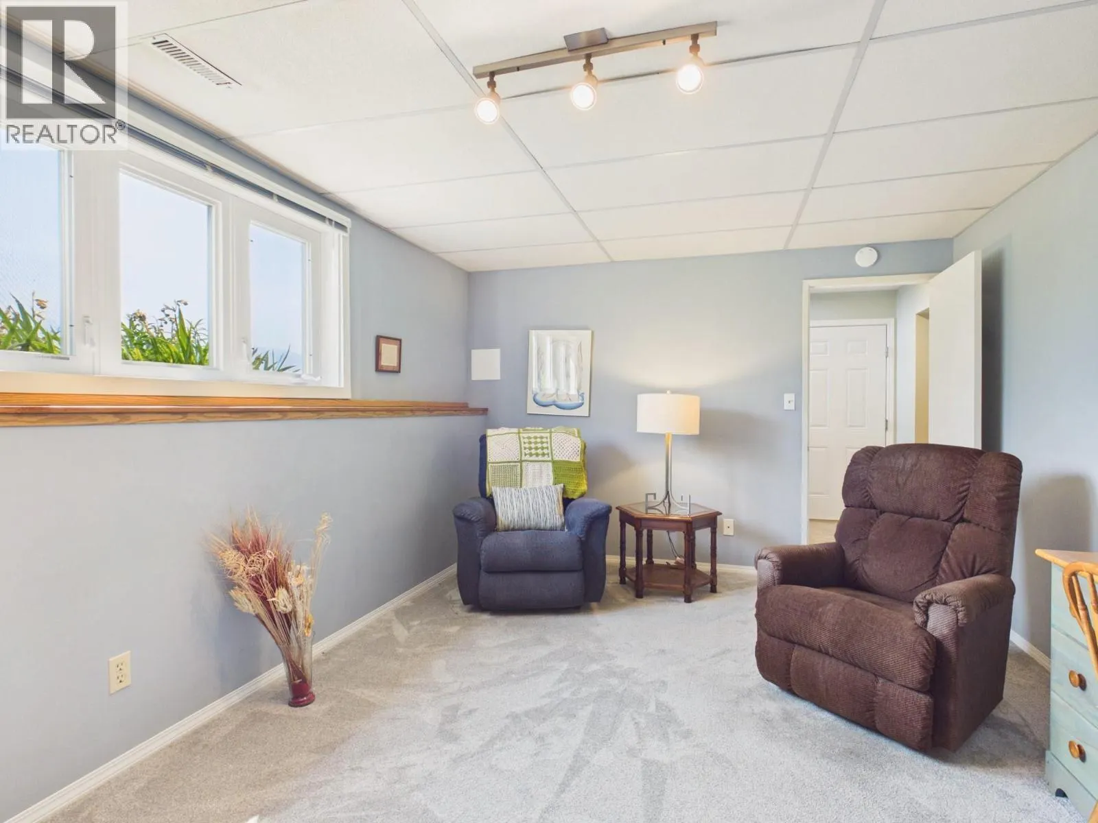 20 Santa Rosa Place