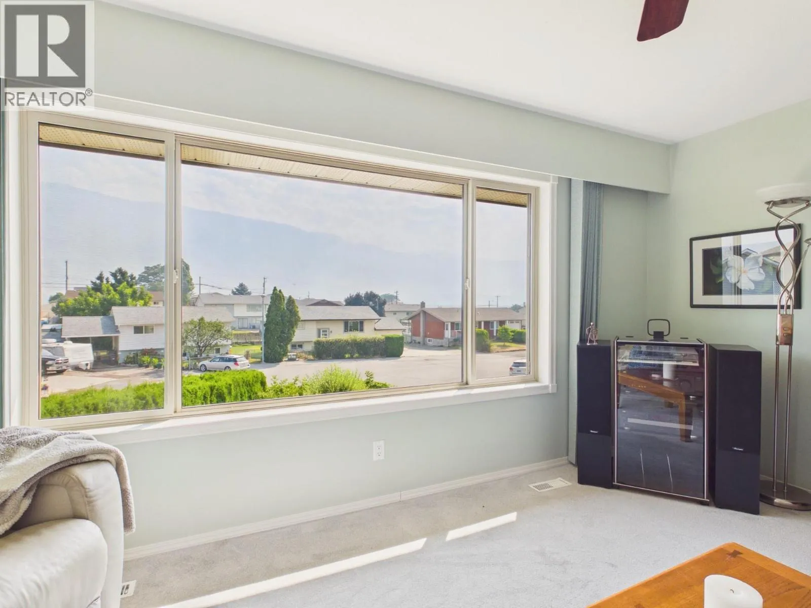 20 Santa Rosa Place