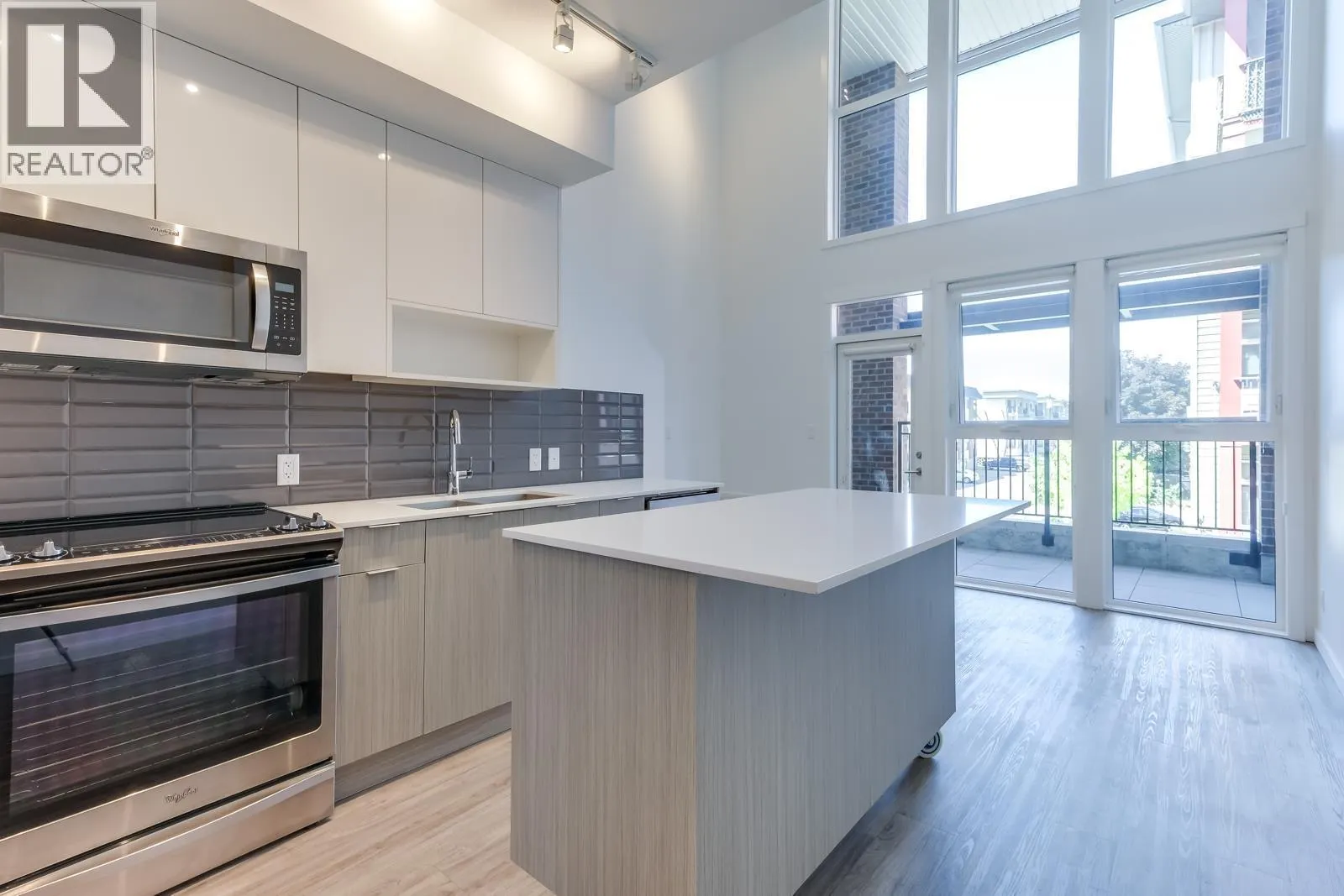 1775 Chapman Place Unit# 102