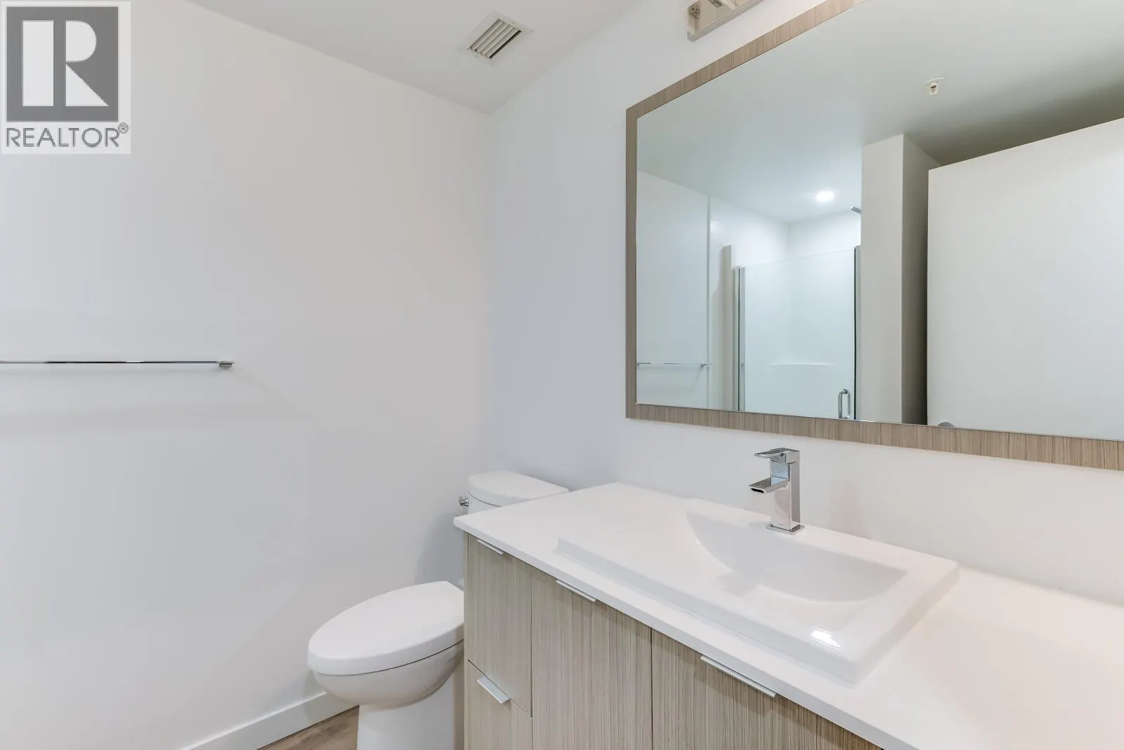 1775 Chapman Place Unit# 102