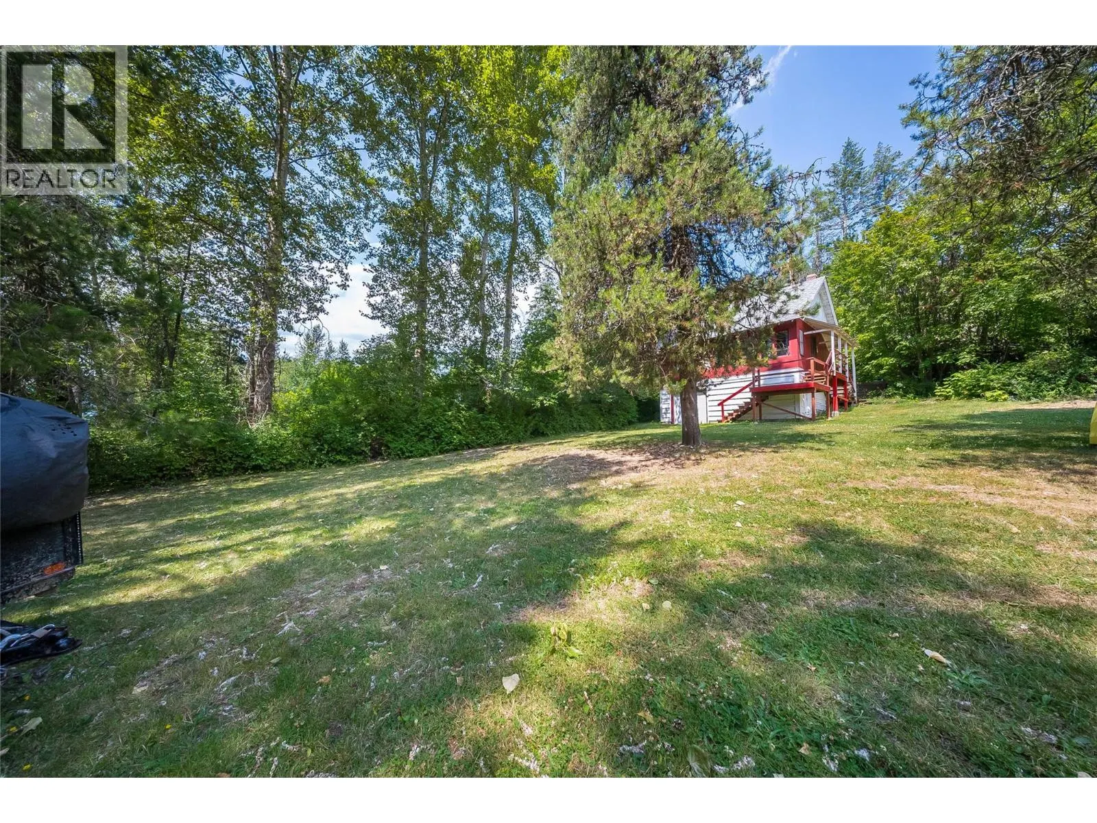 3824 Broadwater Road
