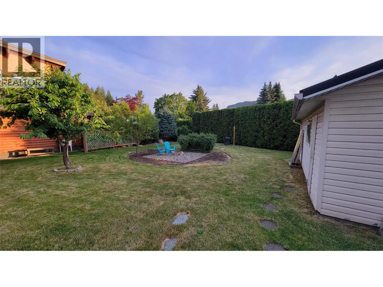 422 Dogwood Avenue