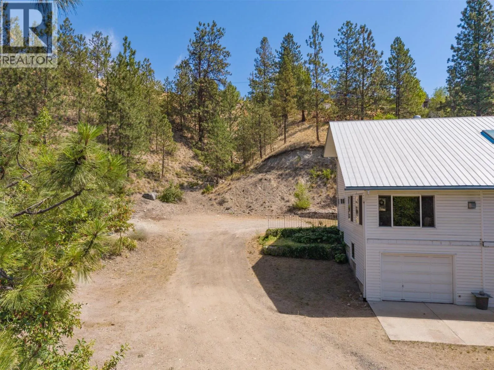 11451 Dakota Road
