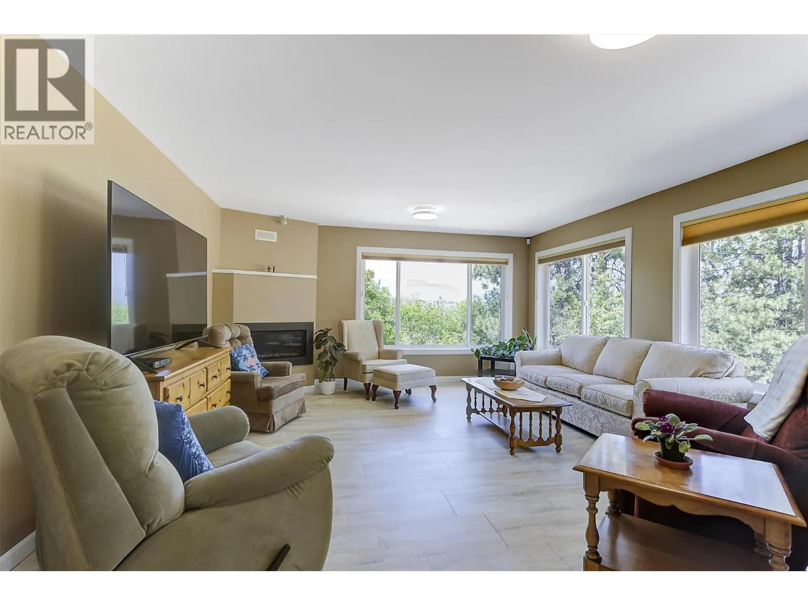 11451 Dakota Road
