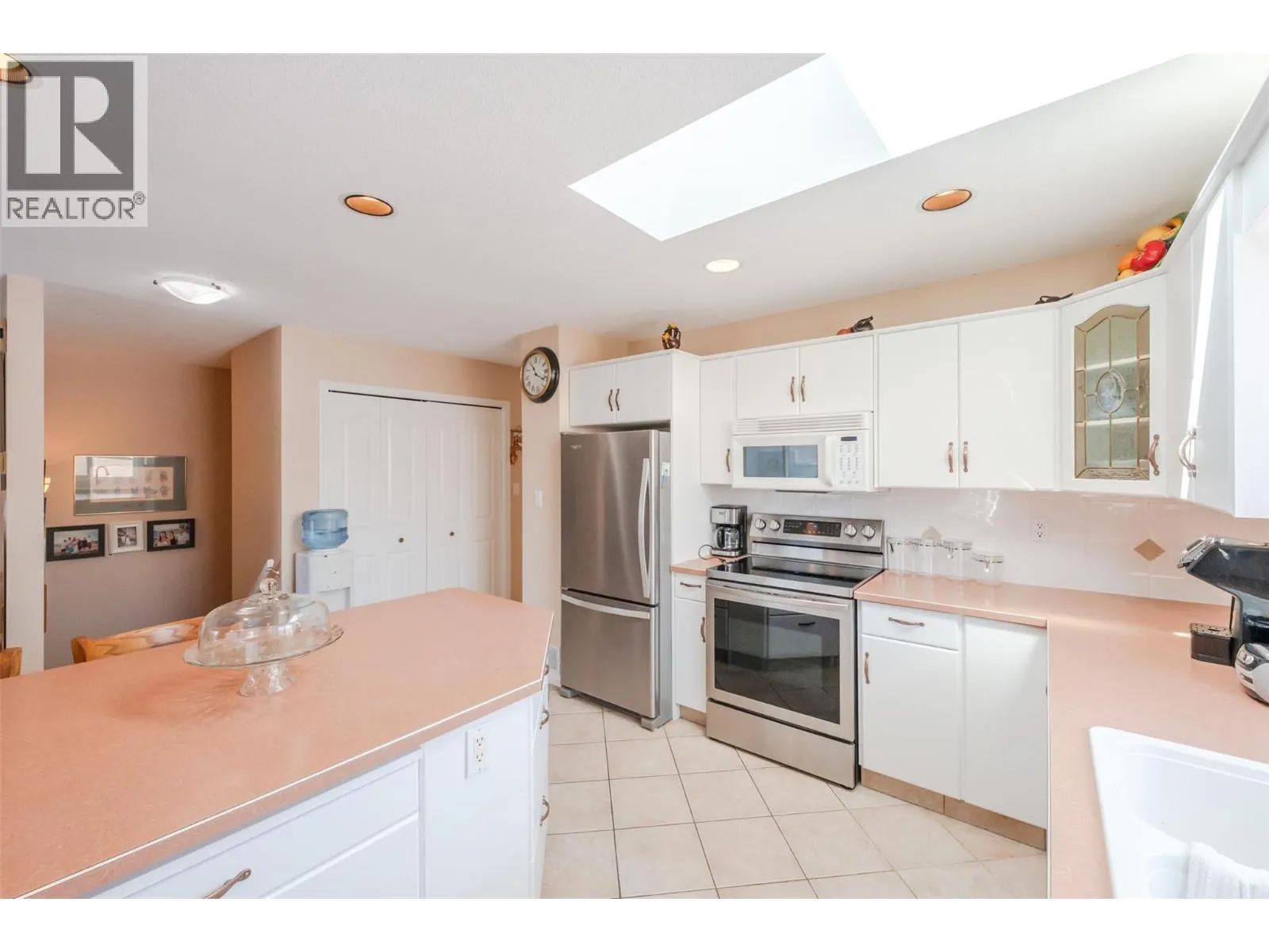 6163 SAINT MARTIN Place Unit# 1