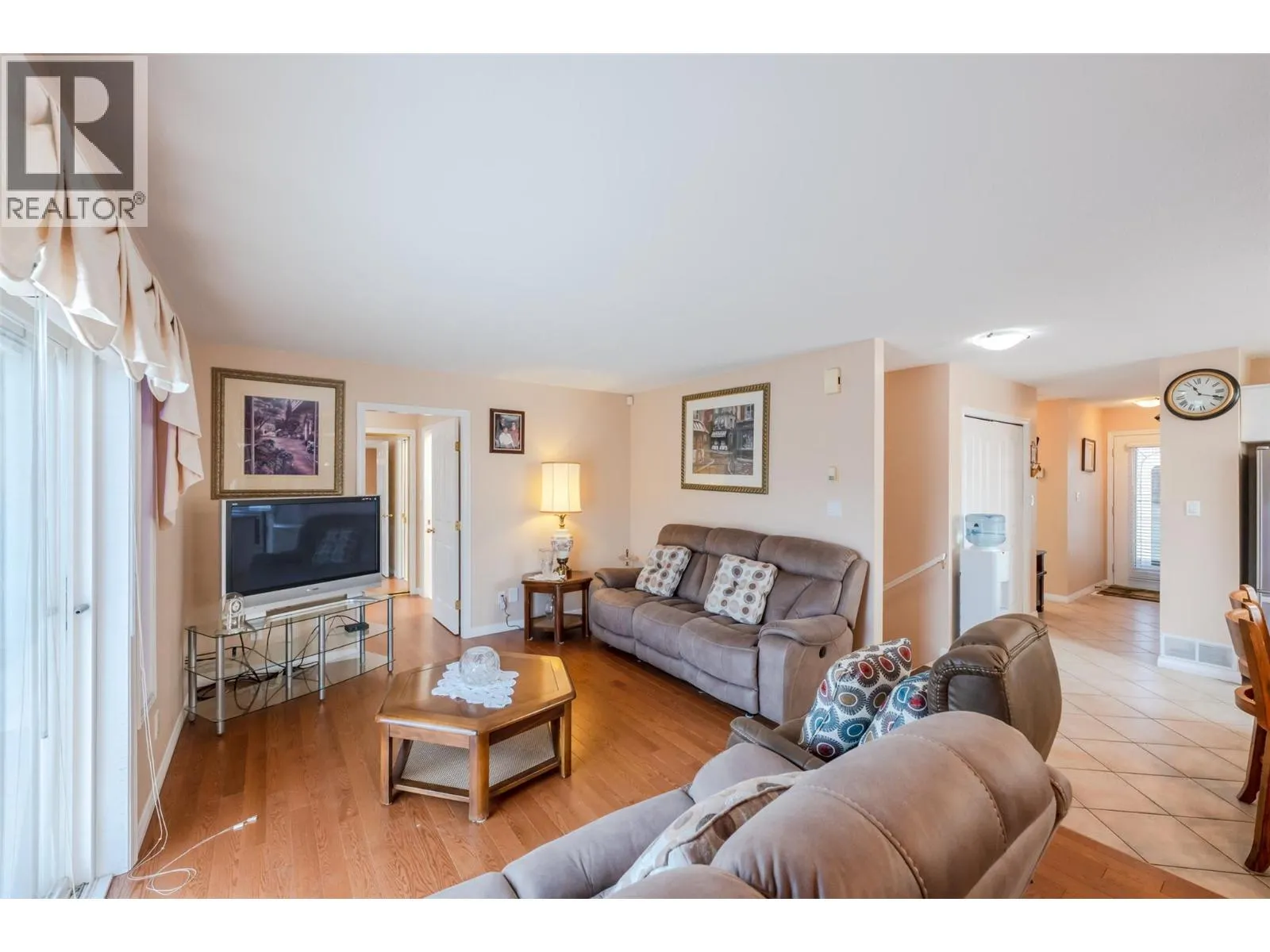 6163 SAINT MARTIN Place Unit# 1