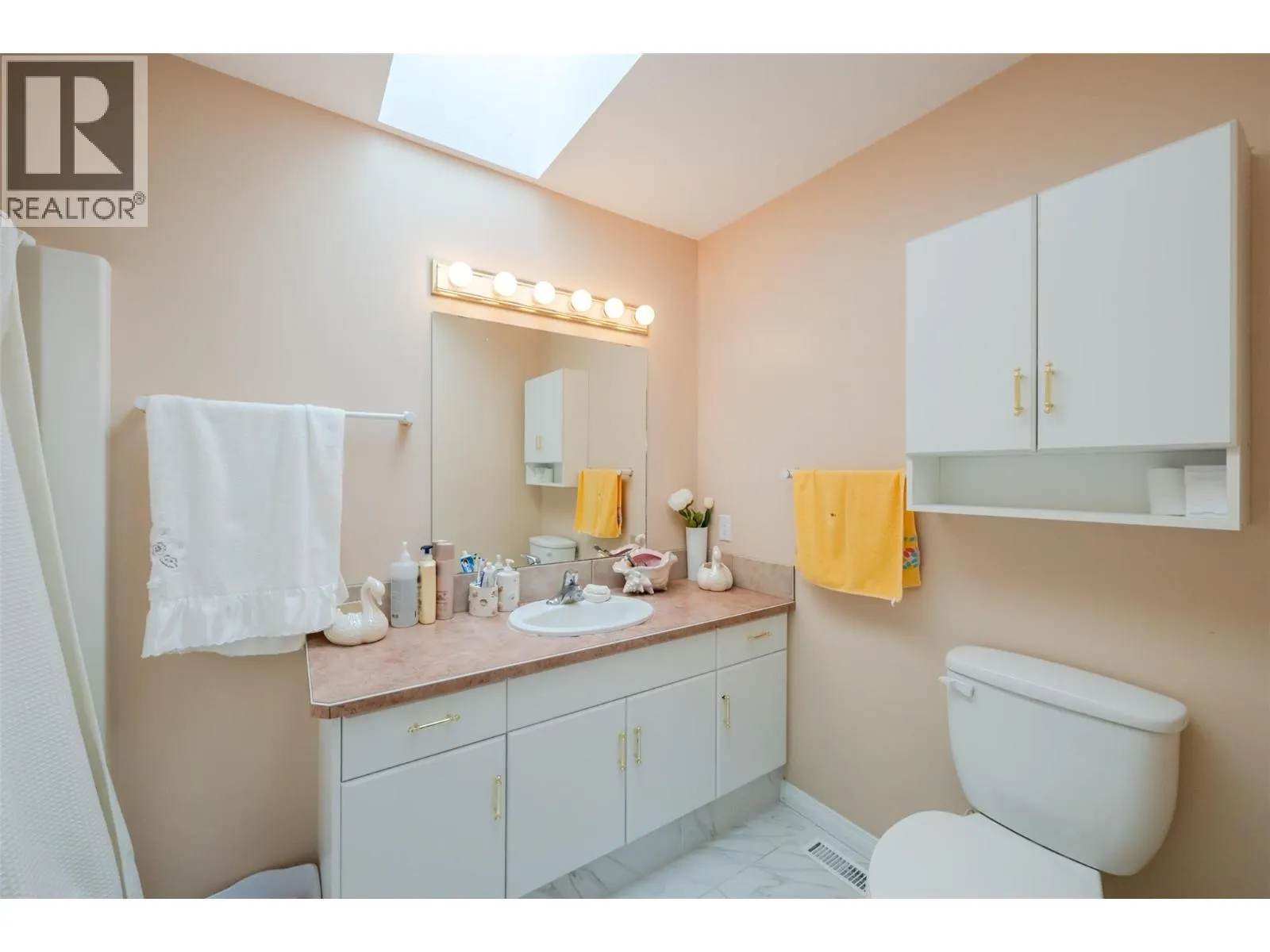 6163 SAINT MARTIN Place Unit# 1