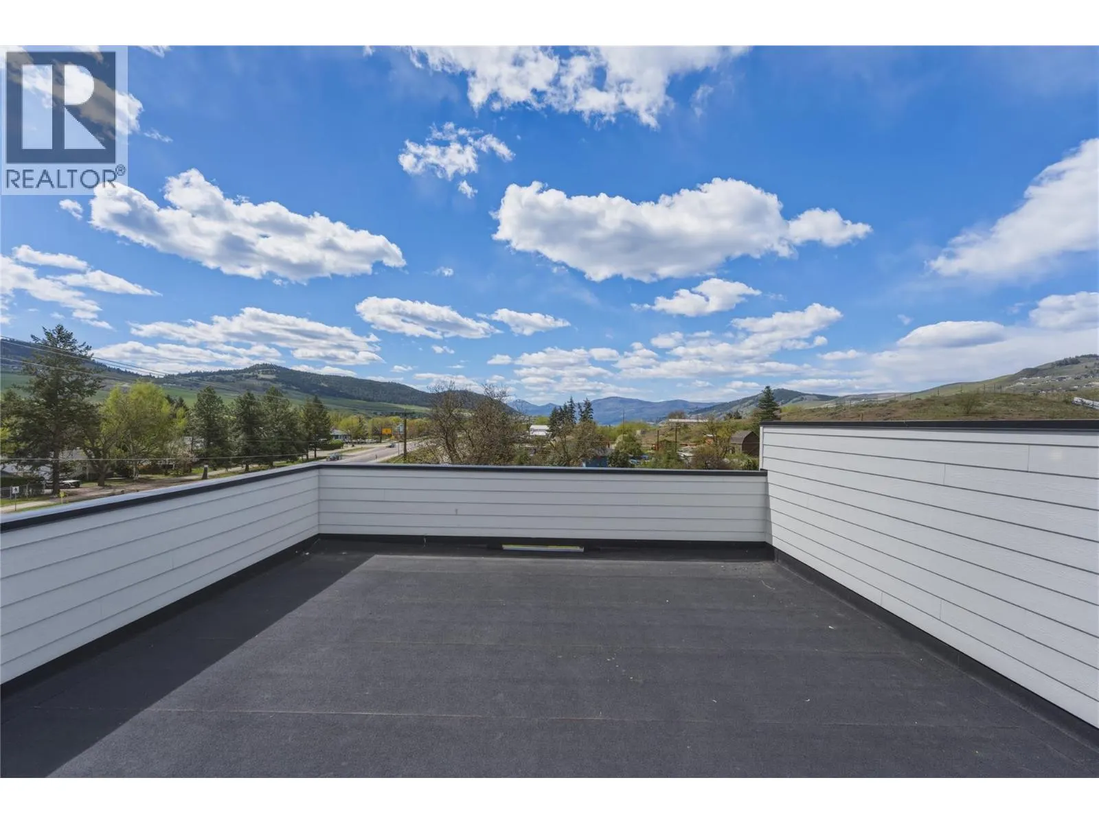 5661 Okanagan Landing Road Unit# 3