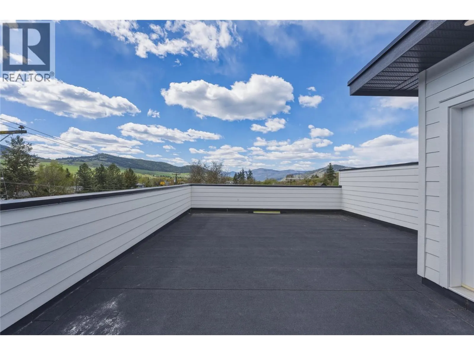 5661 Okanagan Landing Road Unit# 3