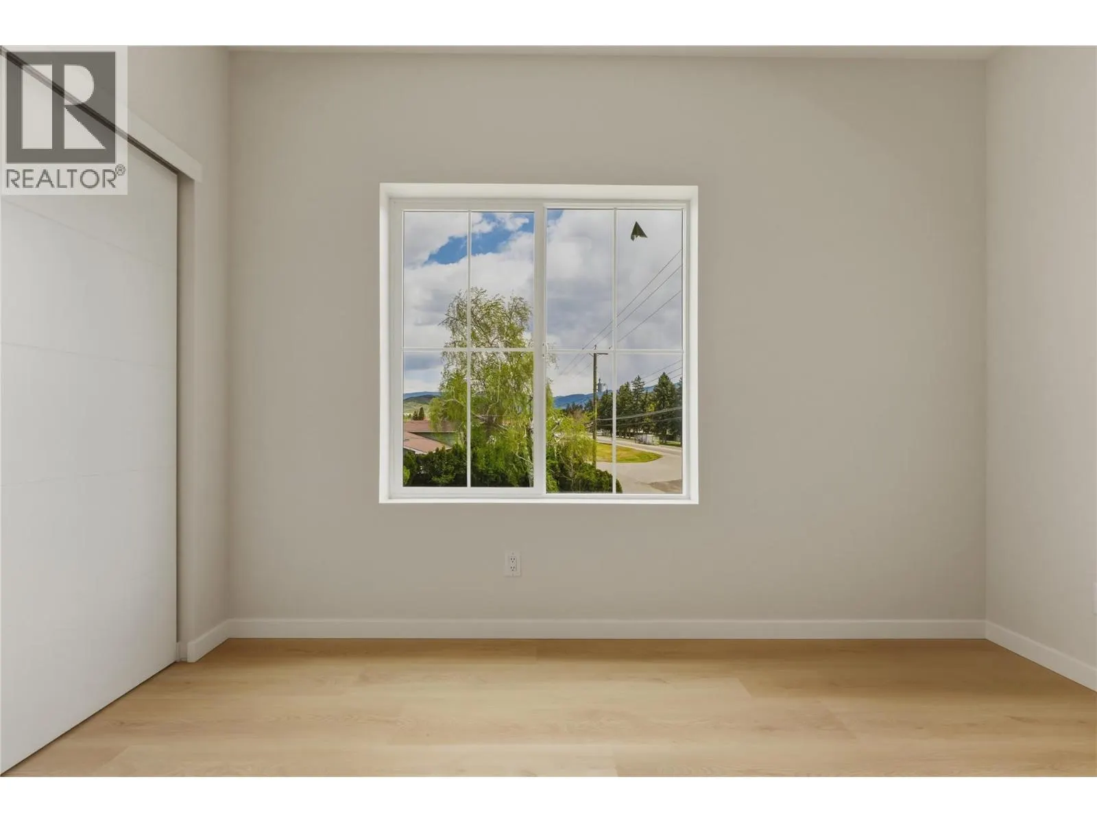 5661 Okanagan Landing Road Unit# 3