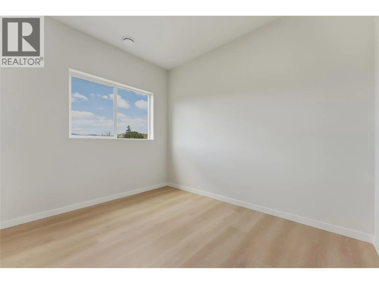 5661 Okanagan Landing Road Unit# 3