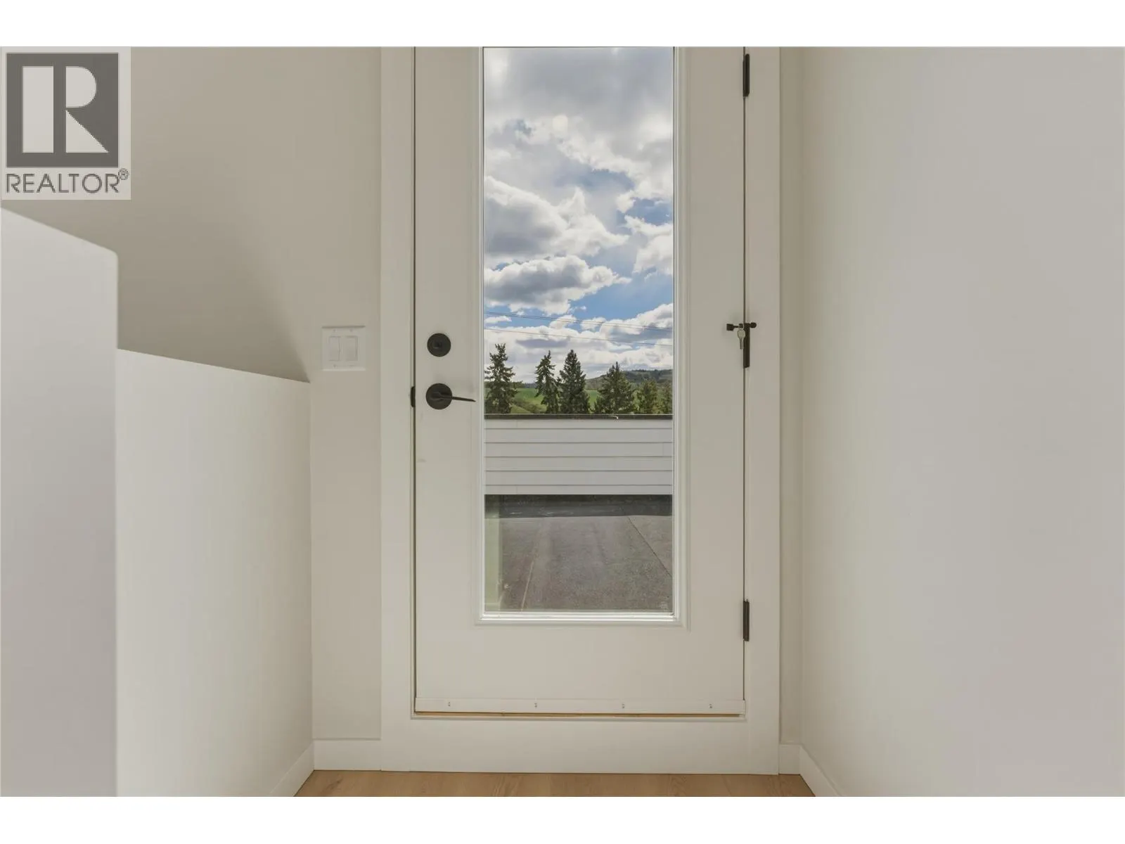 5661 Okanagan Landing Road Unit# 3