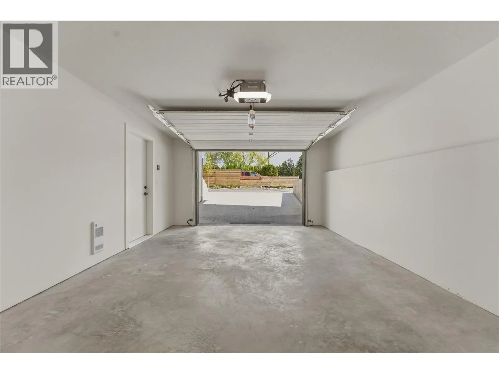 5661 Okanagan Landing Road Unit# 3