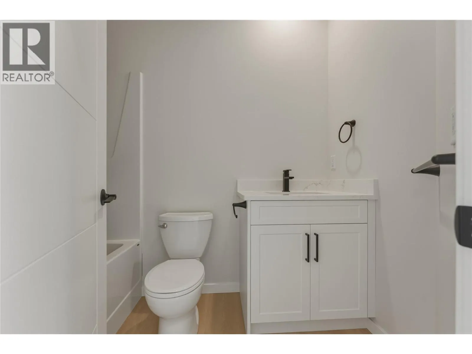 5661 Okanagan Landing Road Unit# 3