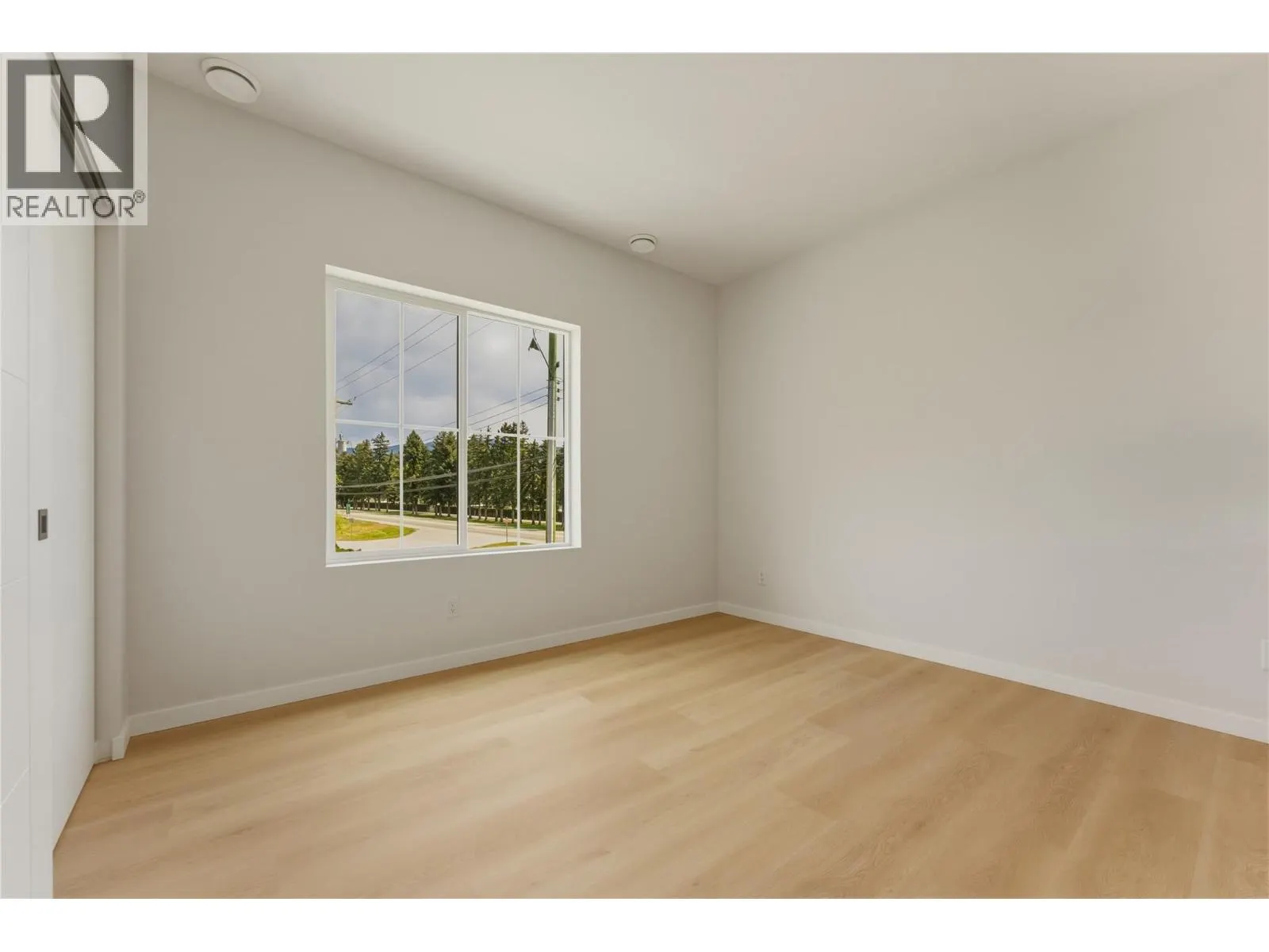 5661 Okanagan Landing Road Unit# 3