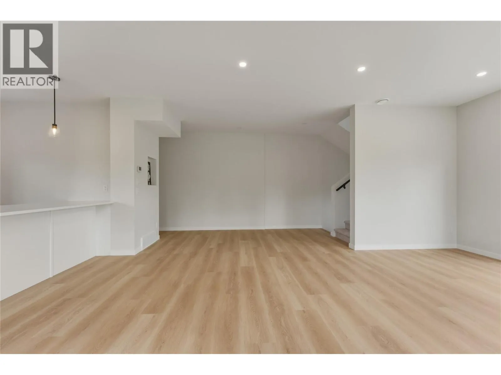 5661 Okanagan Landing Road Unit# 3