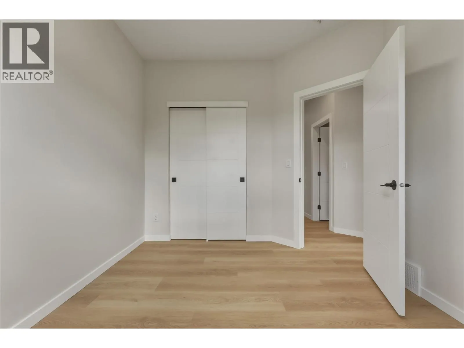 5661 Okanagan Landing Road Unit# 3