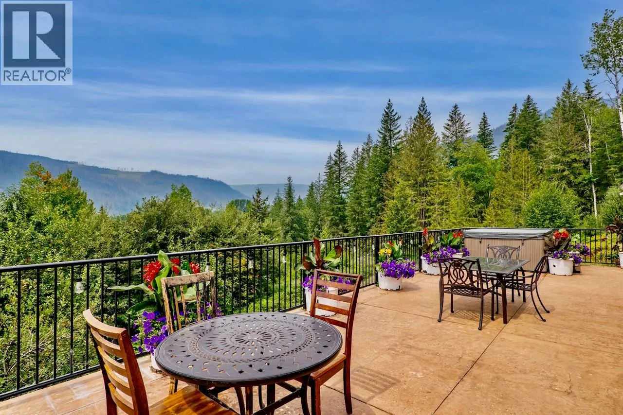 4875 Meadow Creek Road