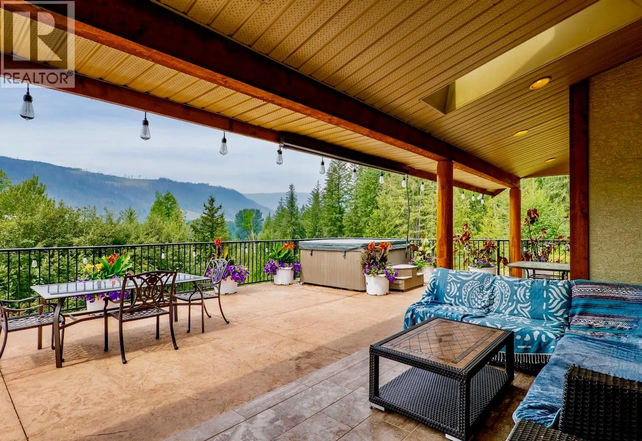 4875 Meadow Creek Road