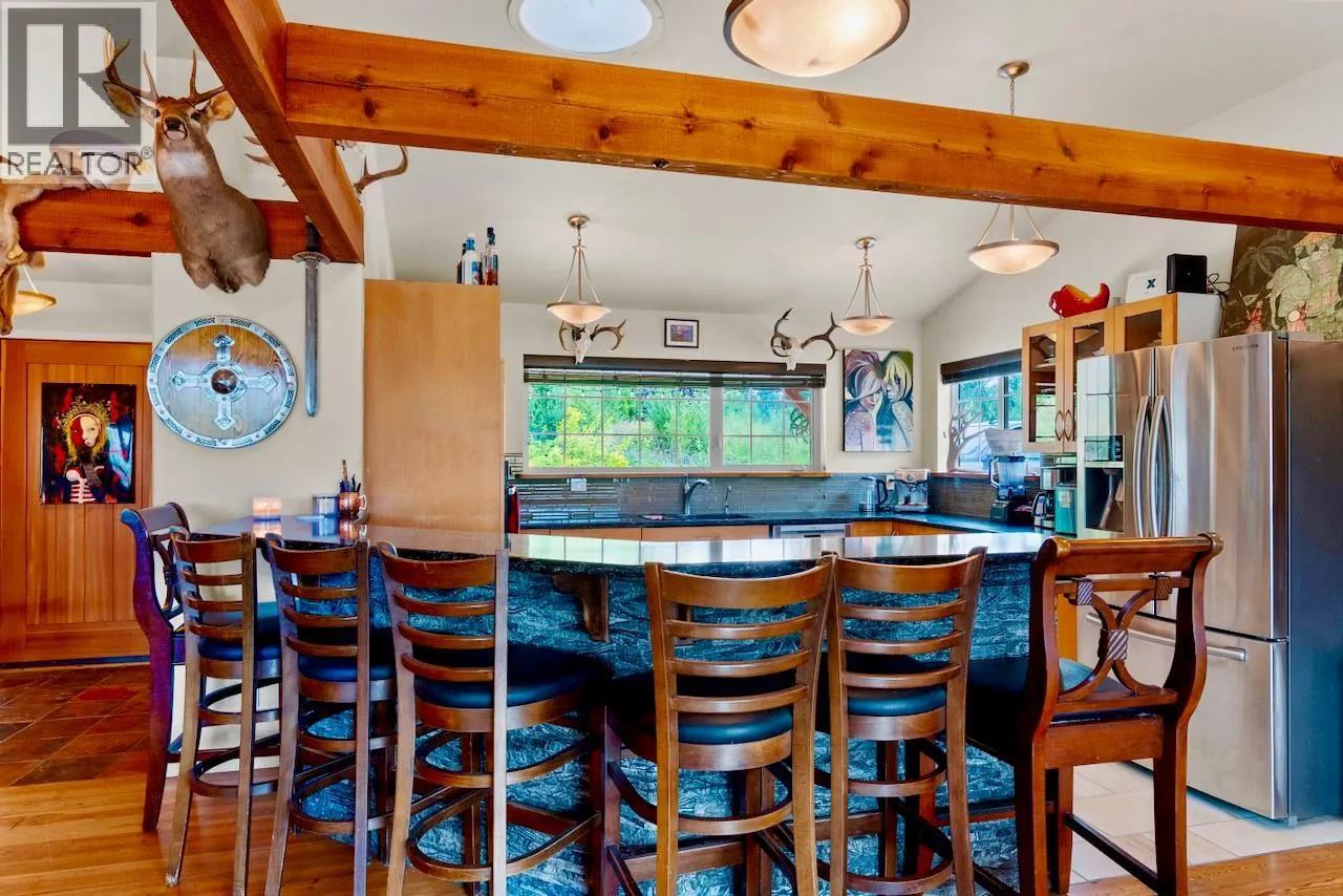 4875 Meadow Creek Road