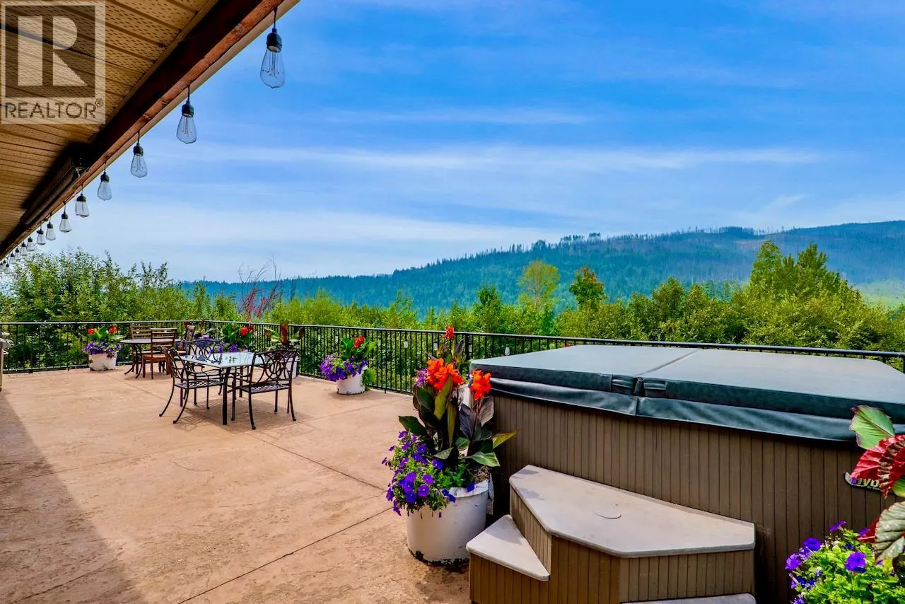 4875 Meadow Creek Road