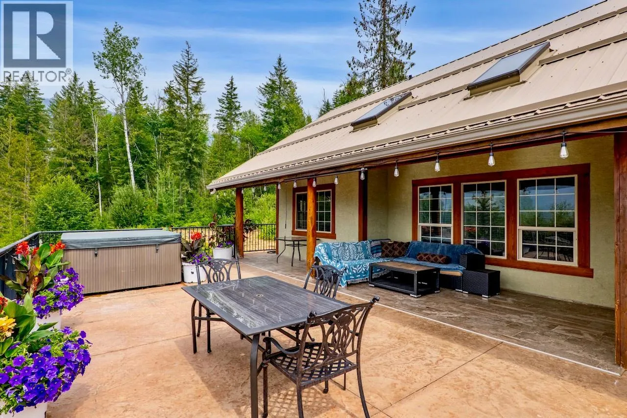 4875 Meadow Creek Road